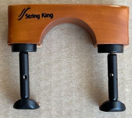 Chinrest - Violin - Central - Medium - Boxwood - Bottom mounted  Hill Black fittings