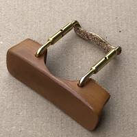 Chinrest – Violin - Central - Boxwood - Gold fittings 