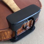 Double Central Chinrest – Violin - Ebony & Silicon - Bottom Mounted Silver Fittings
